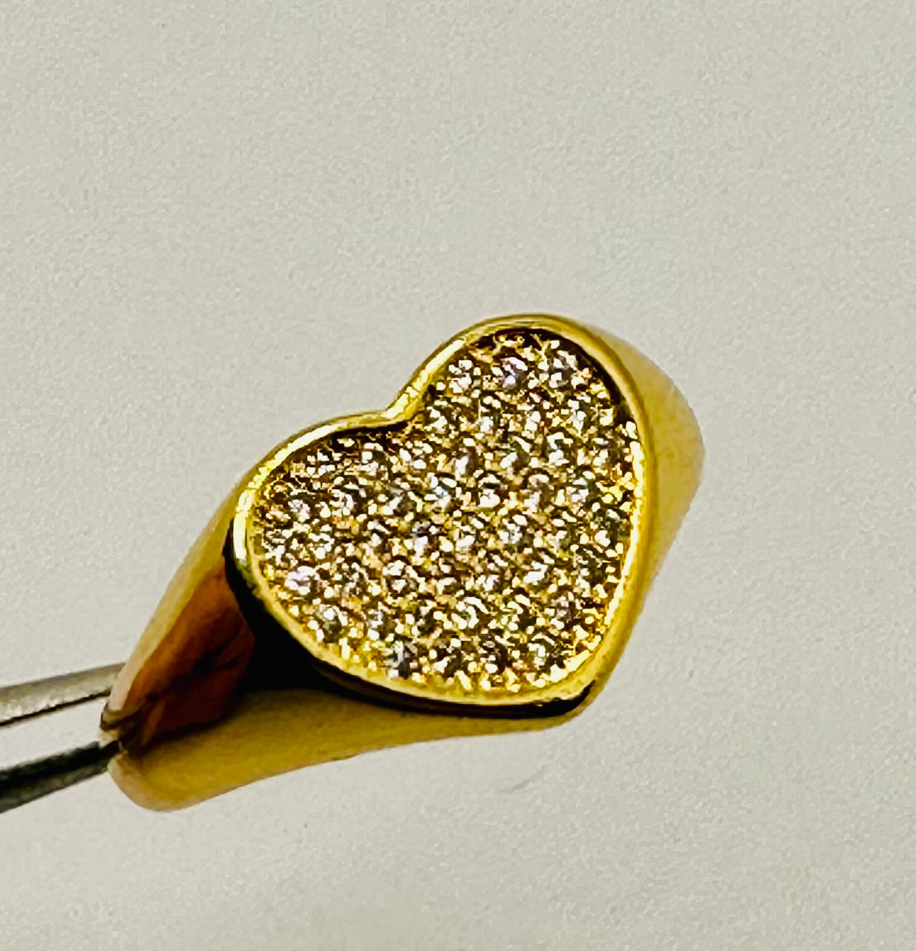 Anello Chevalier Cuore acciaio Dorato e Zirconi